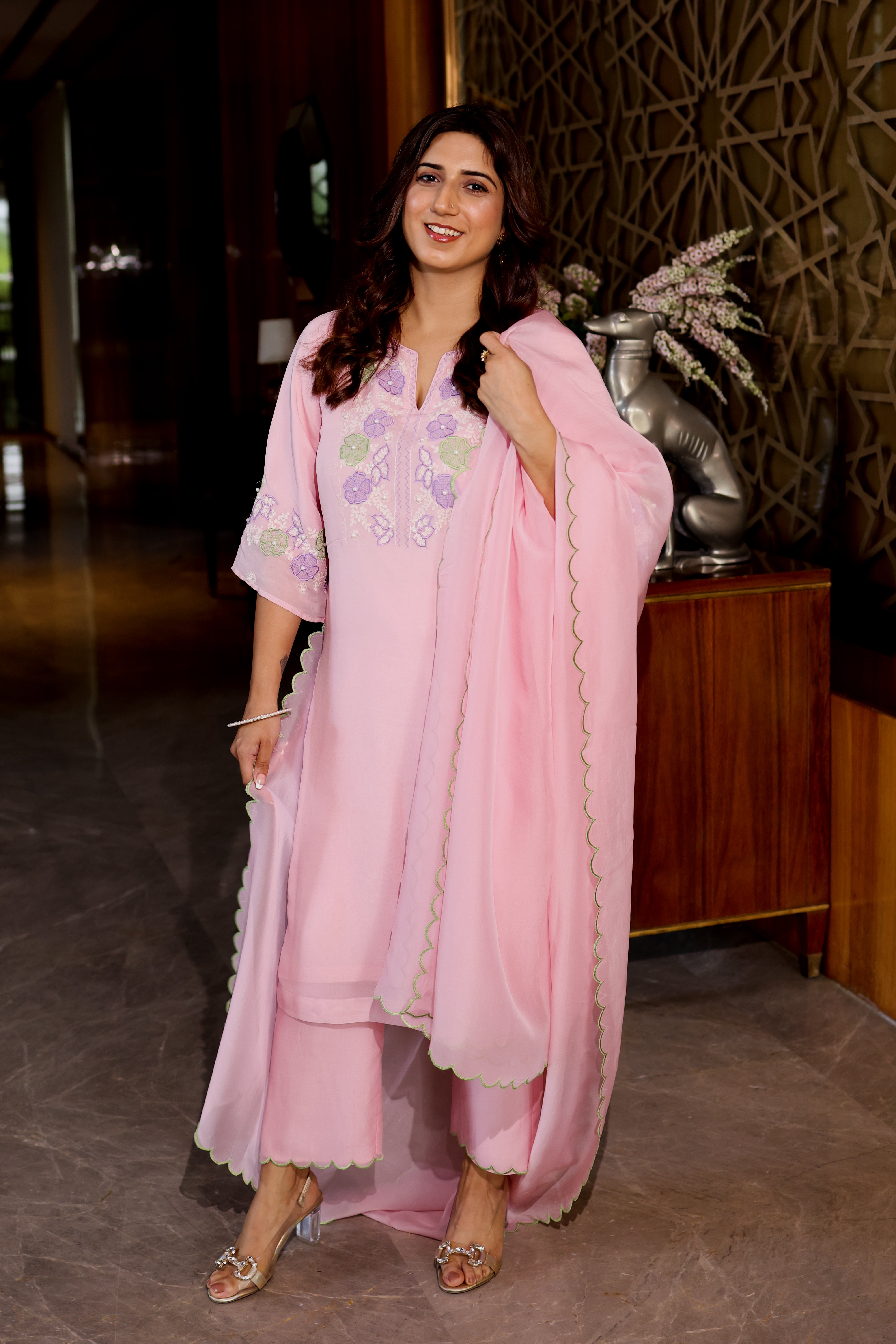 Label Sugandha Khurana