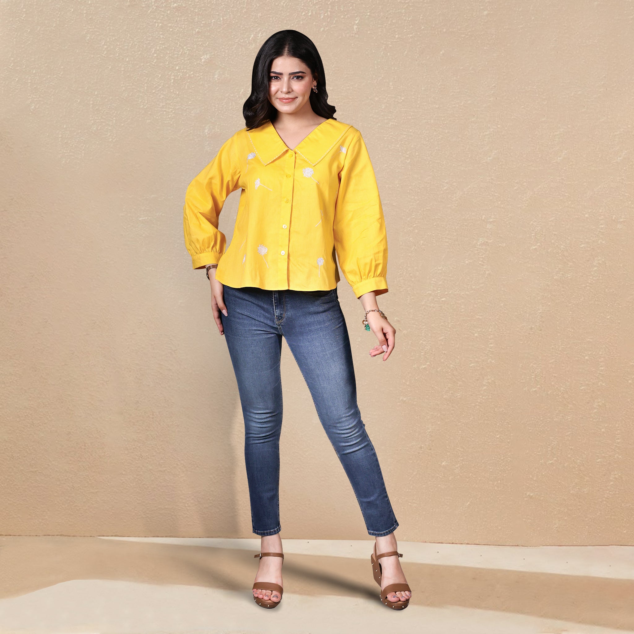 Label Sugandha Khurana
