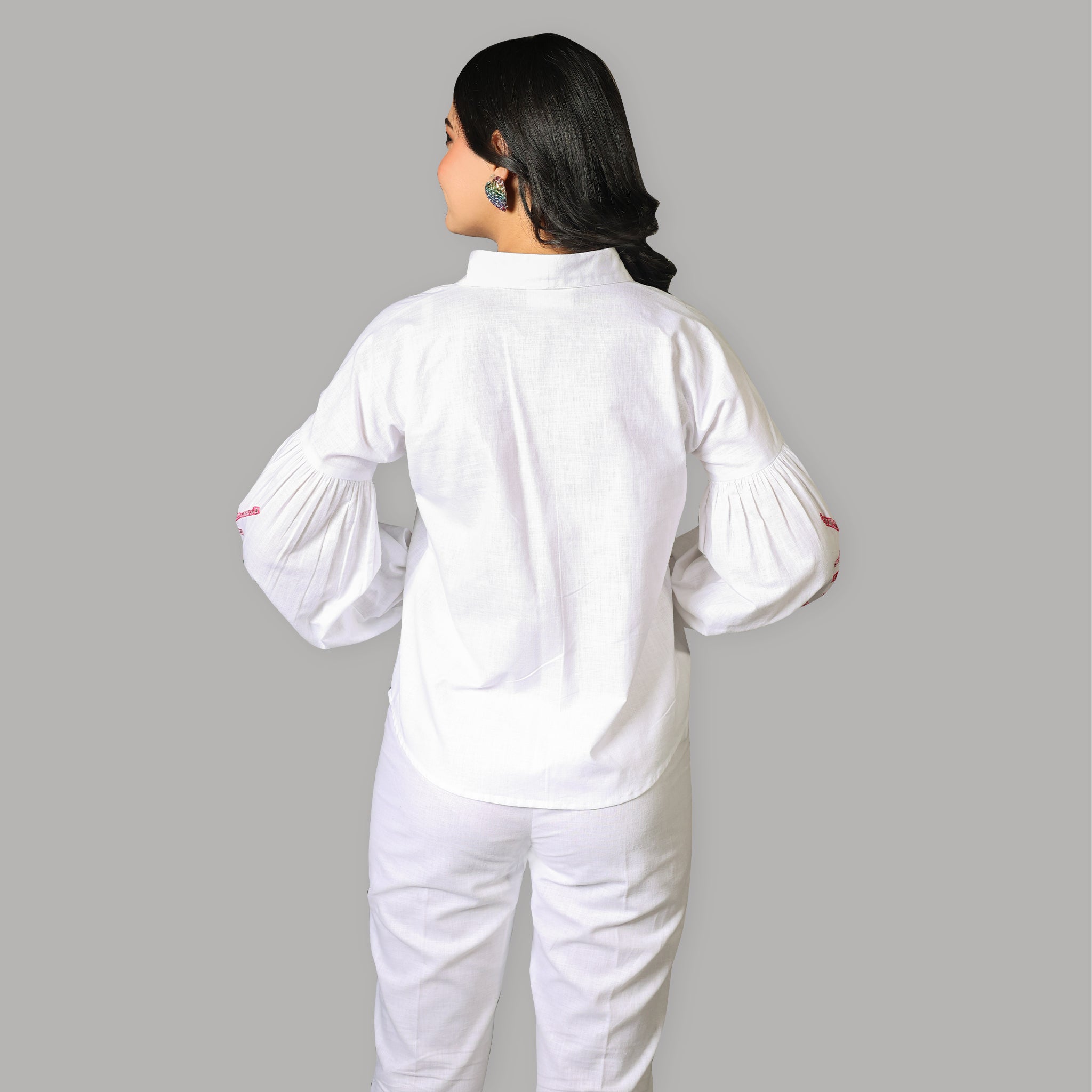 Label Sugandha Khurana