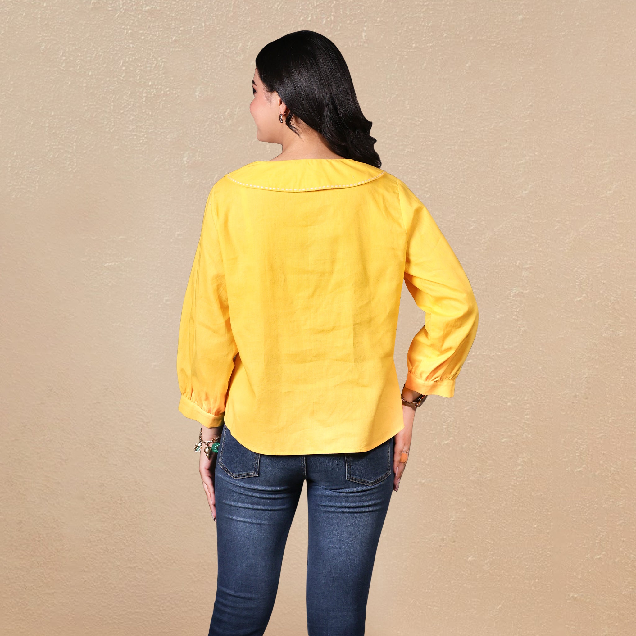 Label Sugandha Khurana