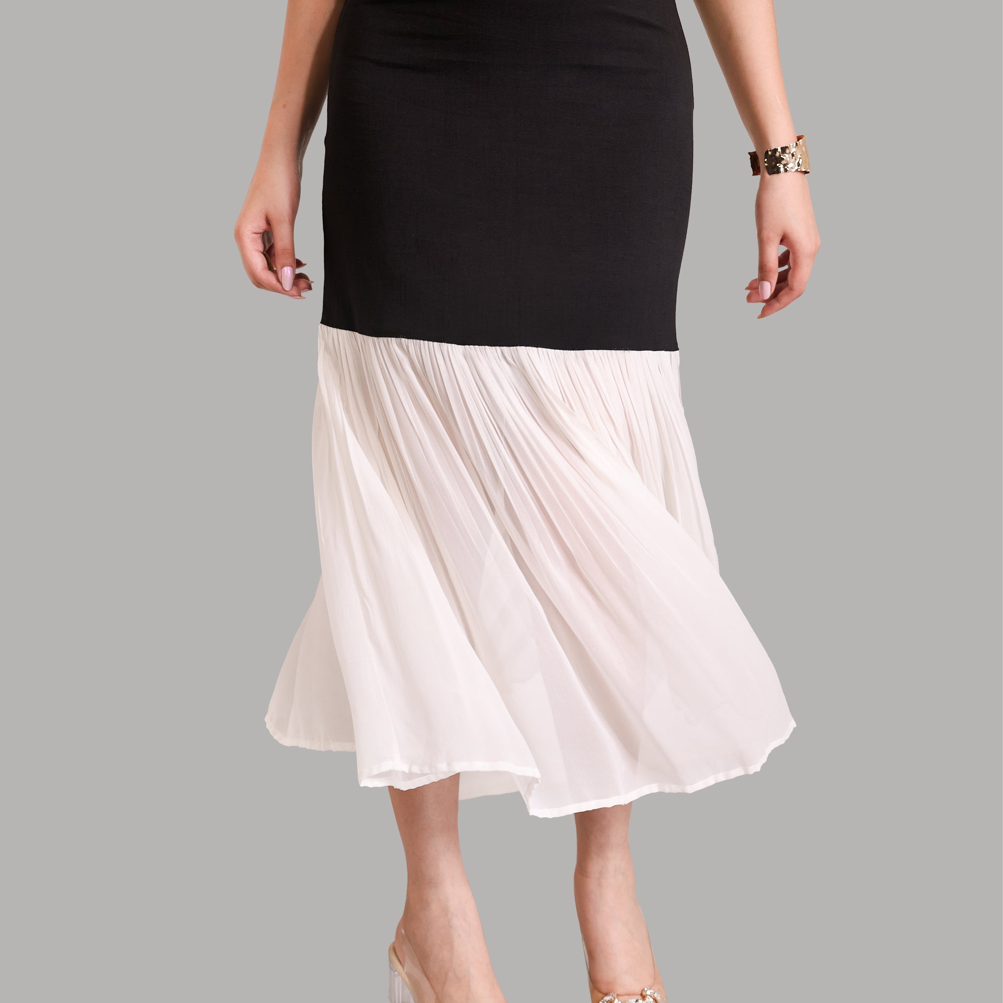Label Sugandha Khurana