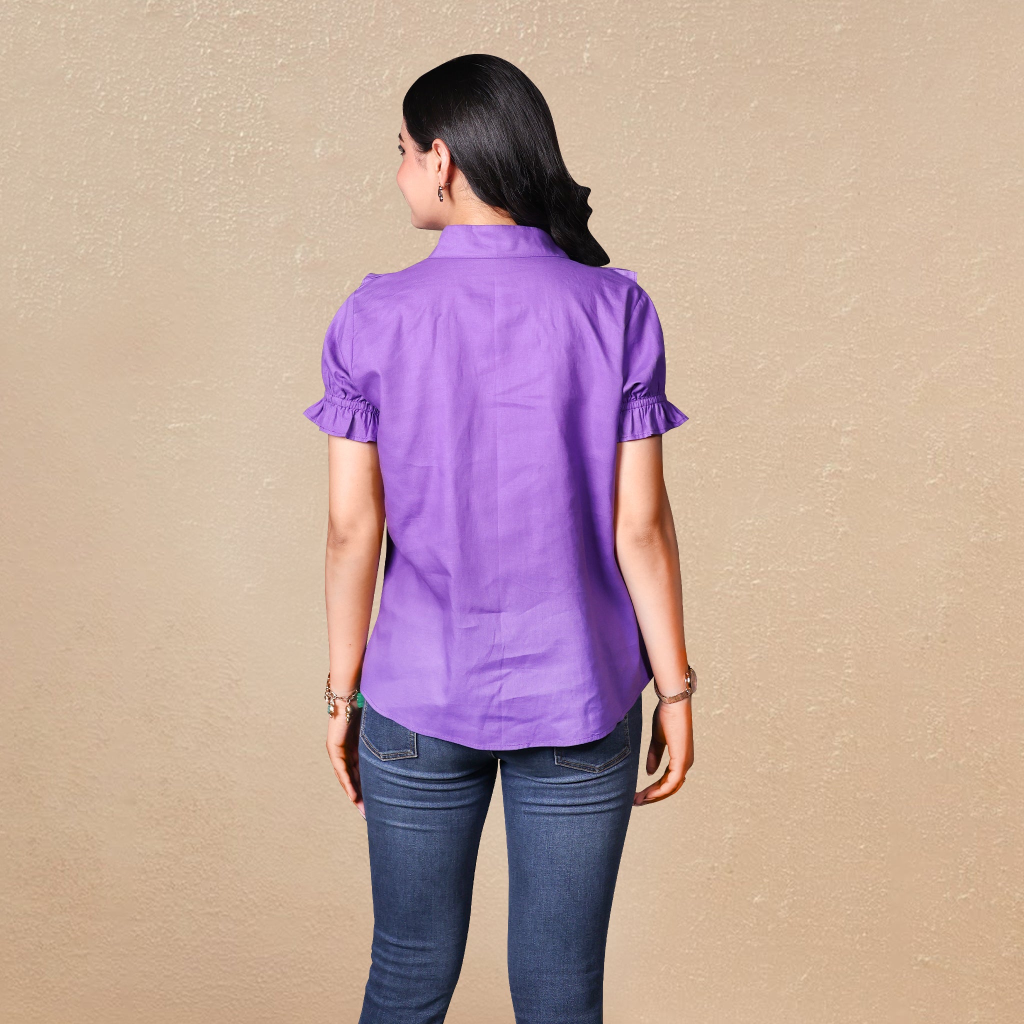 Label Sugandha Khurana