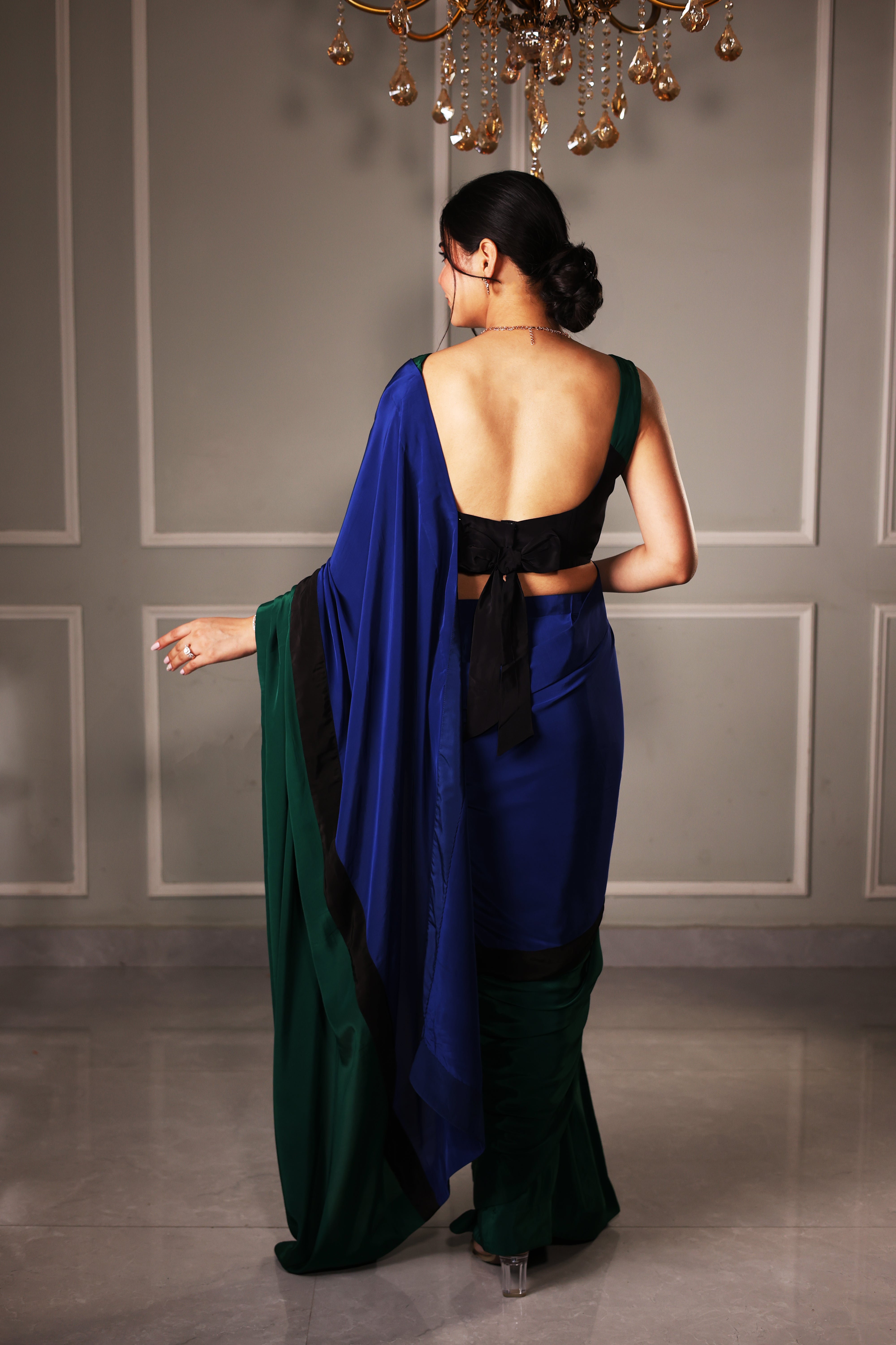 The Peacock Blue And Green Color Block Saree
