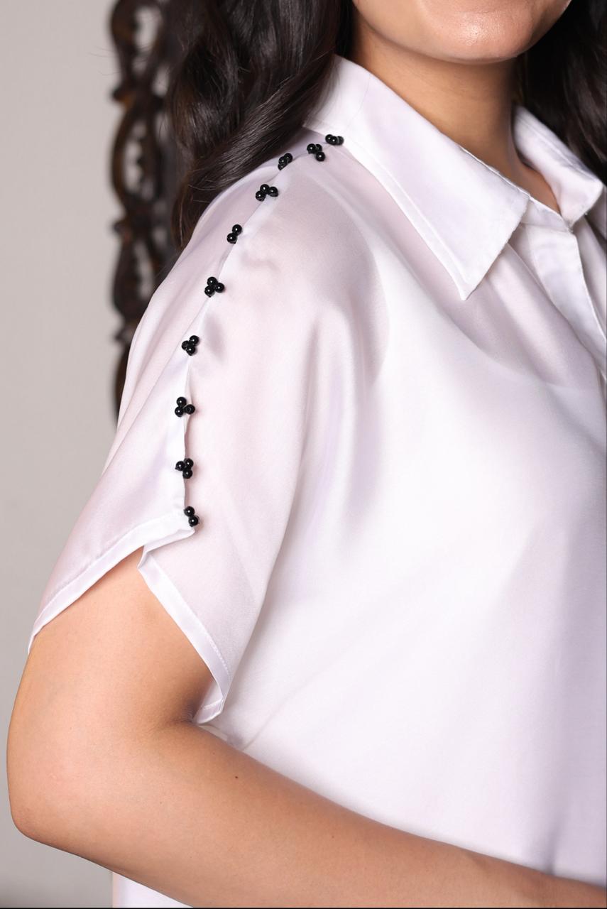 Label Sugandha Khurana